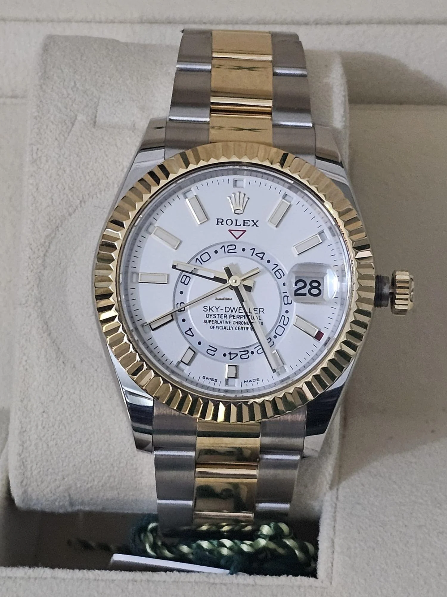 RLX  Sky White Dial